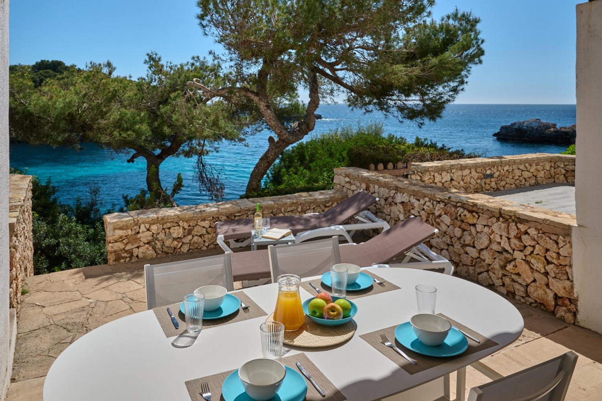 Waterfront Apartment 'Maria'. Pool. Wifi Santanyí Dış mekan fotoğraf